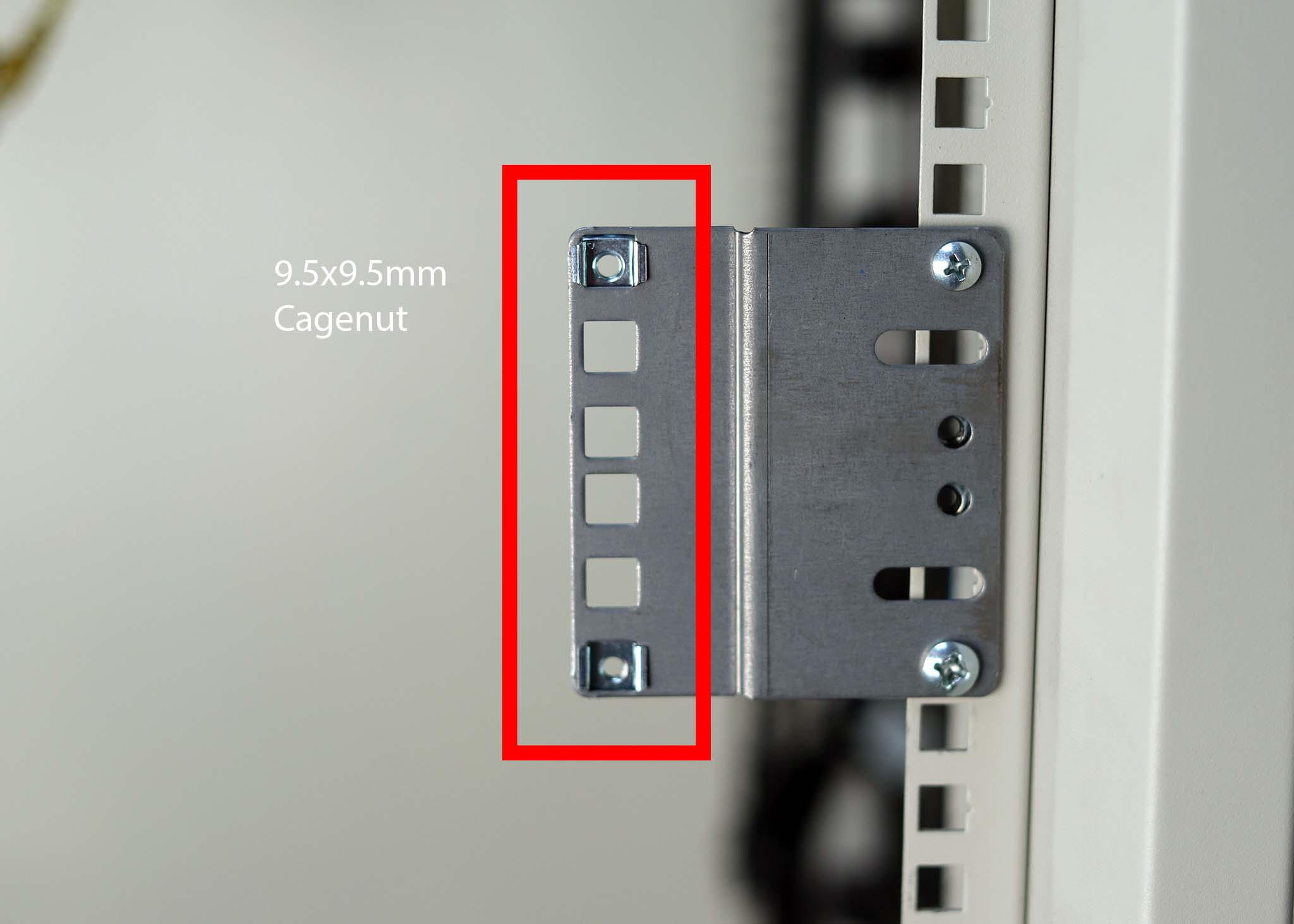 RCB1065S-3U 3U Cagnuts vertical rail